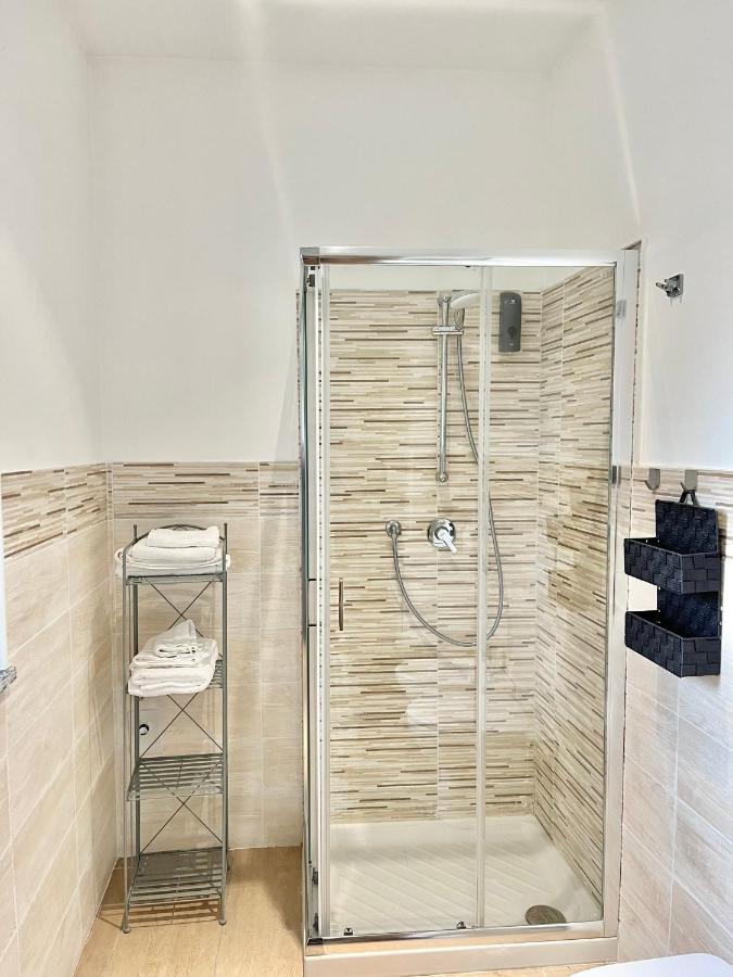 Appartement Palazzo Proietti Bilo 2 à Biella Extérieur photo